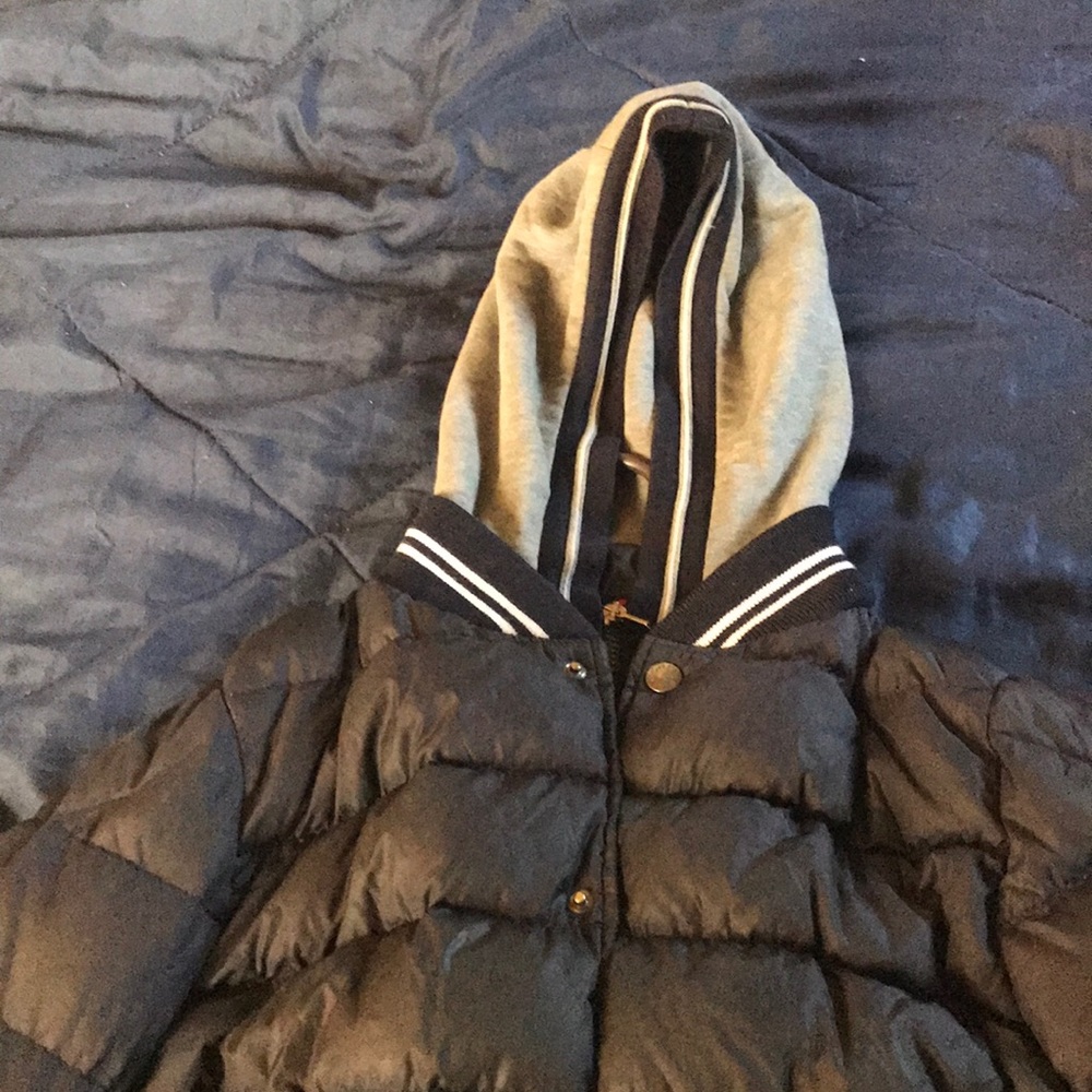 Monicker Jacket - Picture 3 of 10